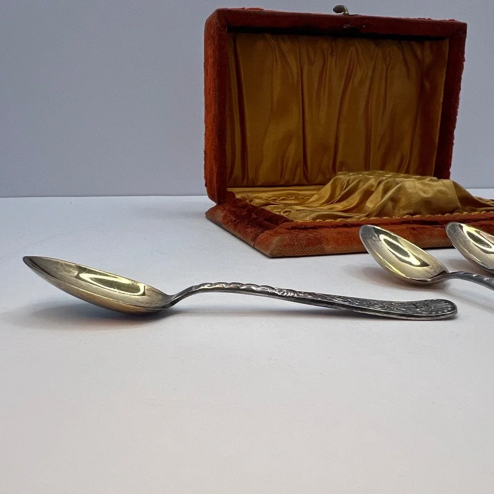 6 Pc Set 1886 Assyrian Head Silverplated Demi Spoons in Original Box Rogers Bros
